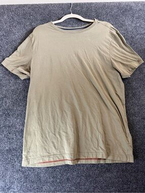 Rhône T-Shirt Size XL - Slight Piling